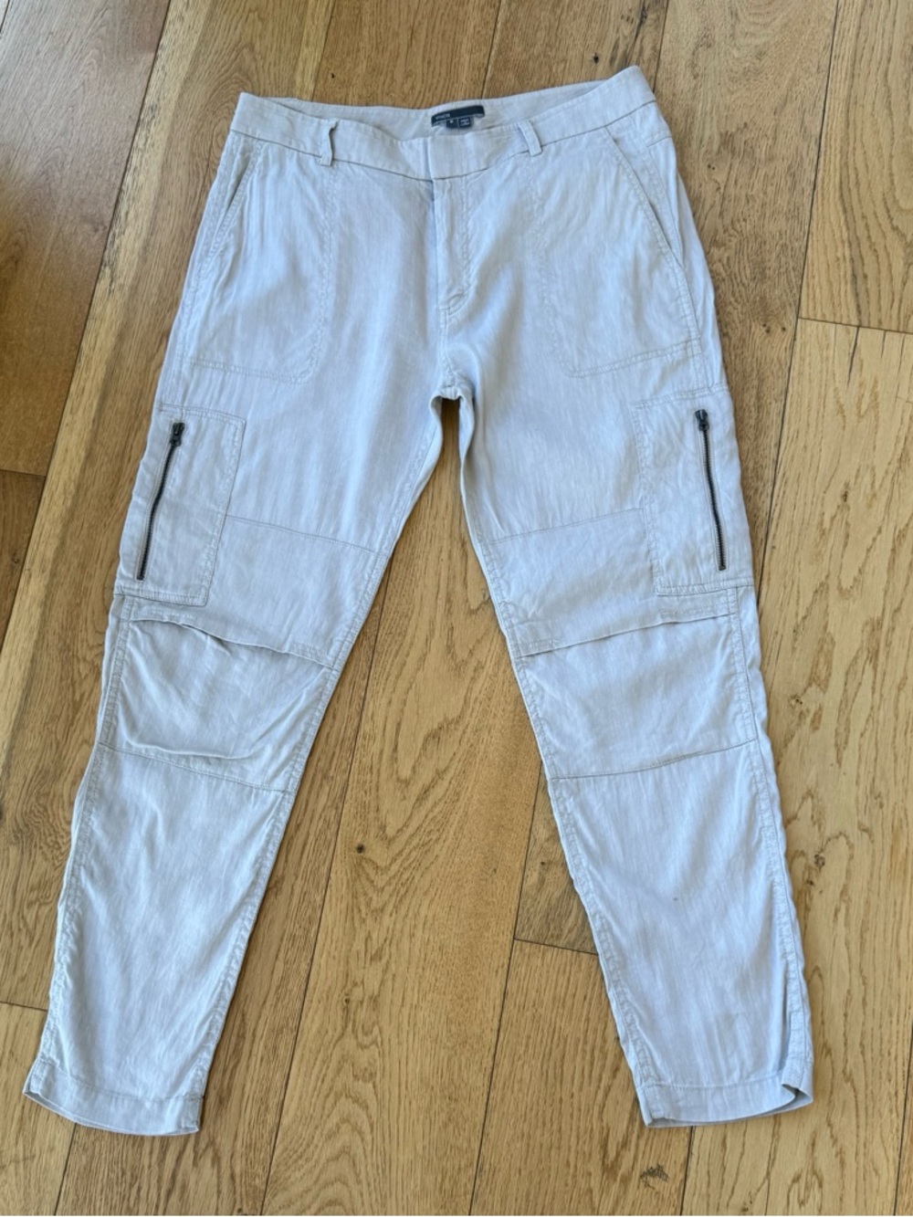 Vince Women’s White Linen Blend Cargo Jogger Pants Size 6 Tapered Zip Pocket